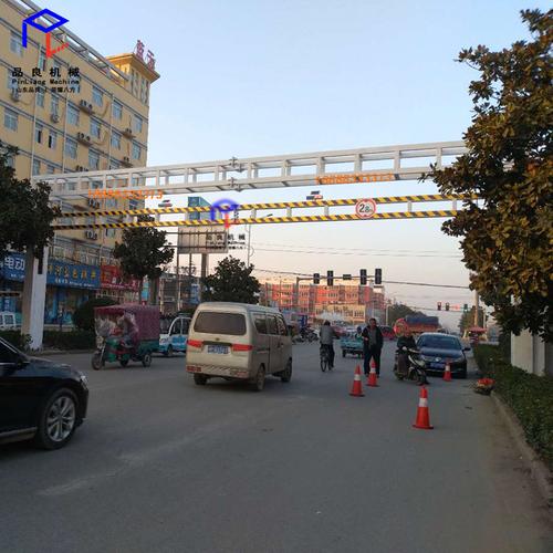 交通设施: 智能远程控制升降限高架使用于:高速公路,铁路涵洞,高铁